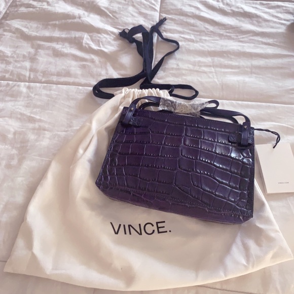 Vince Signatue V crocodile embossed leather purse with dust bag - Picture 4 of 8